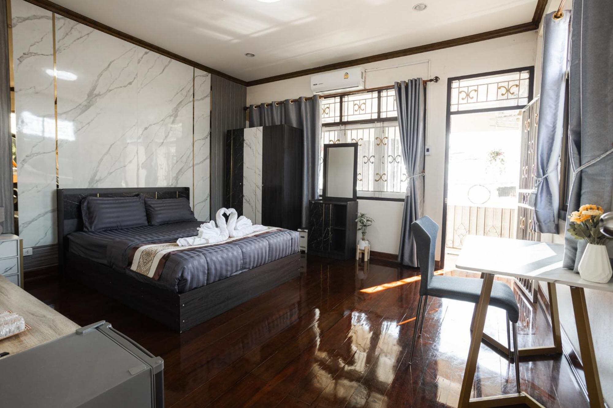 2B Cozy Hostel ตรัง Exteriör bild
