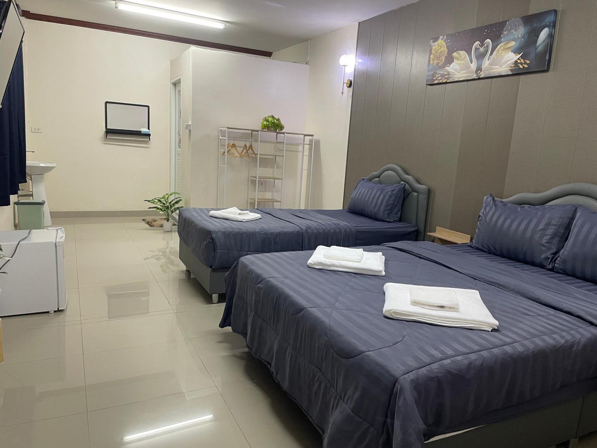 2B Cozy Hostel ตรัง Exteriör bild