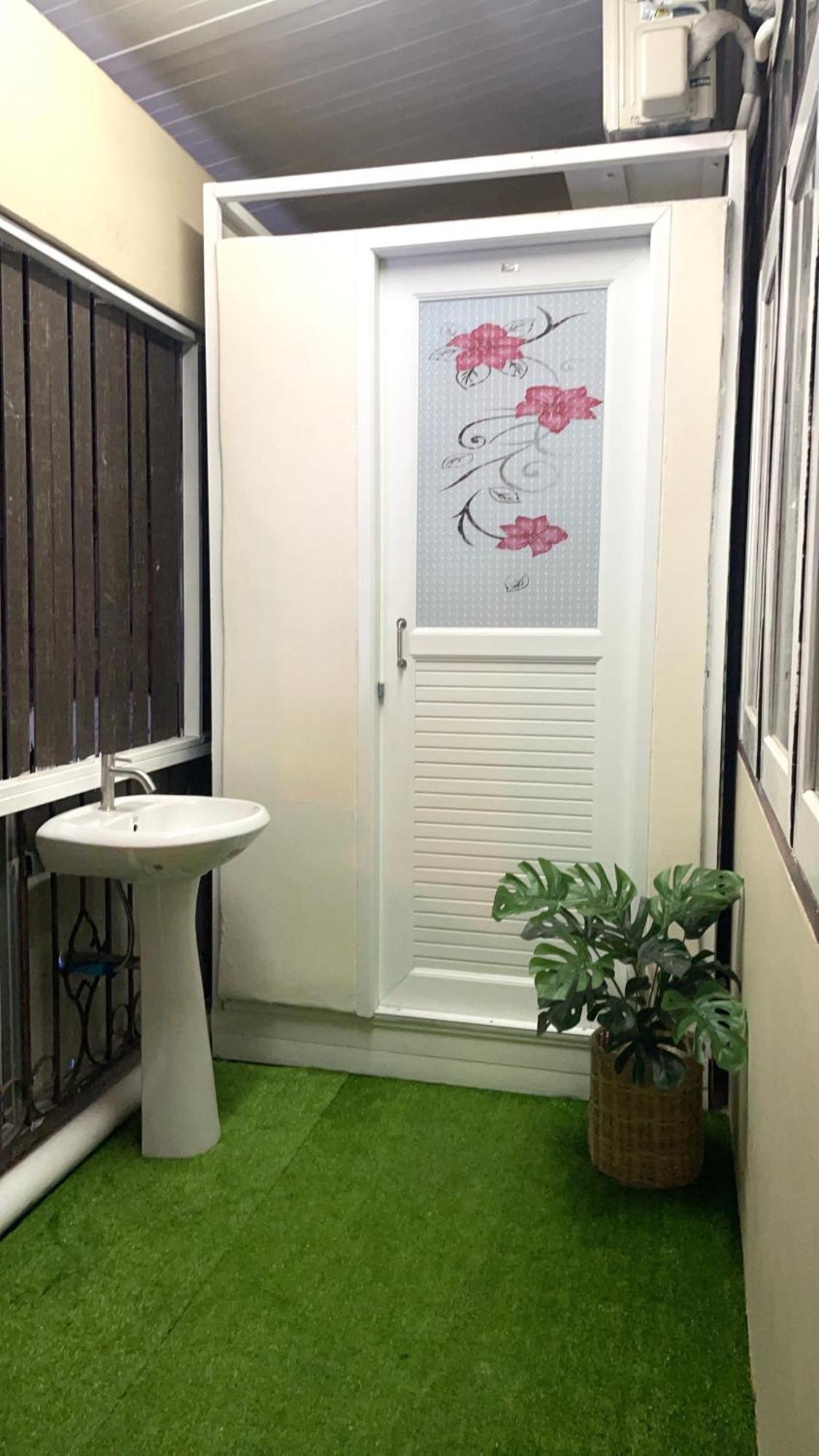 2B Cozy Hostel ตรัง Exteriör bild